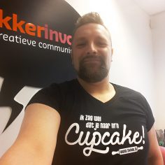t-shirt cupcake!